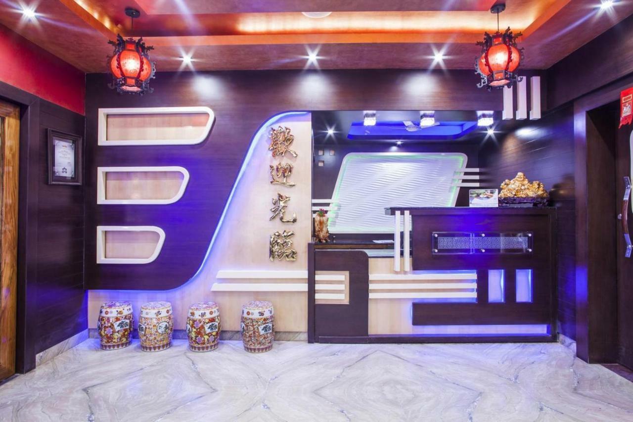 פורי Hotel Lee Garden מראה חיצוני תמונה